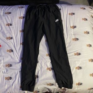 Windbreaker Nike pants